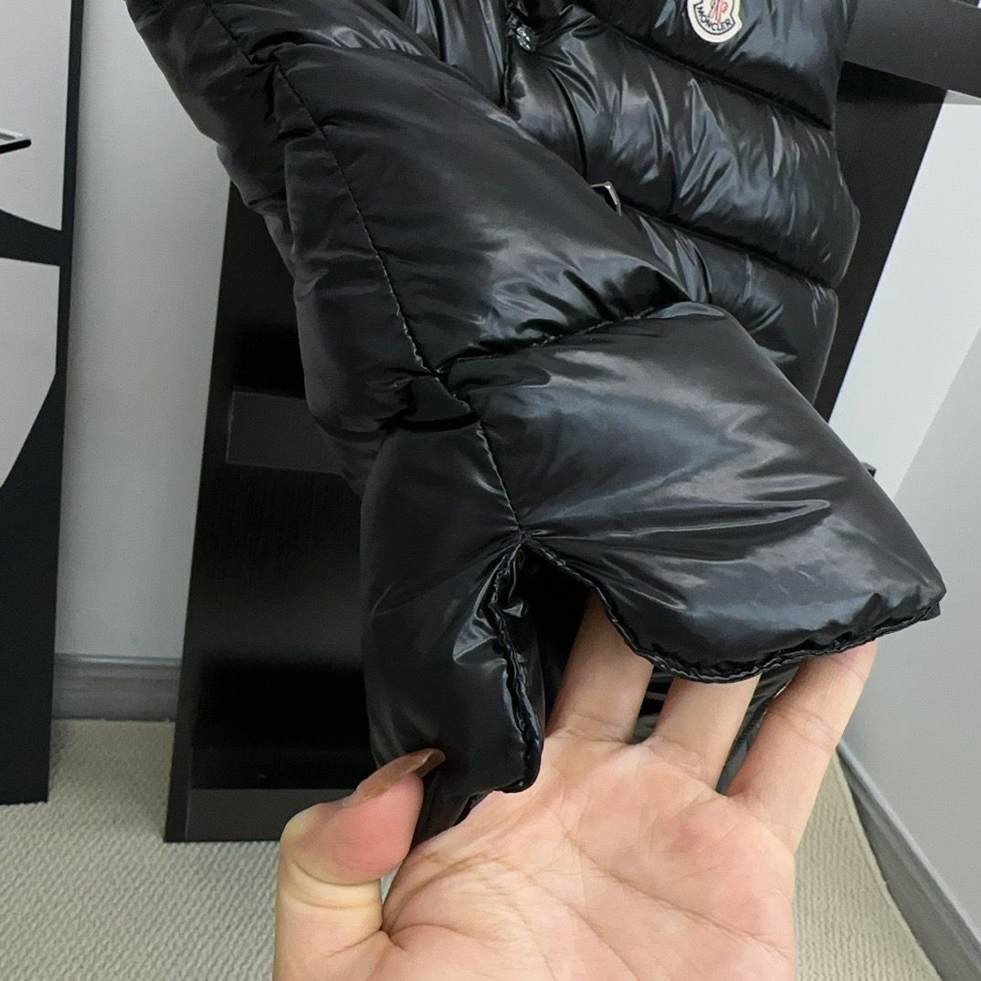 Colete Acolchoado Preto Sem Mangas
