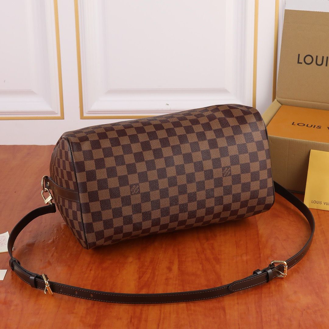 Bolsa Satchel Couro Padrão Quadriculado Marrom com Alça de Ombro