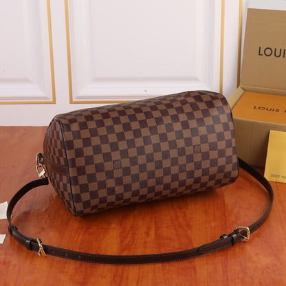 Bolsa Satchel Couro Padrão Quadriculado Marrom com Alça de Ombro