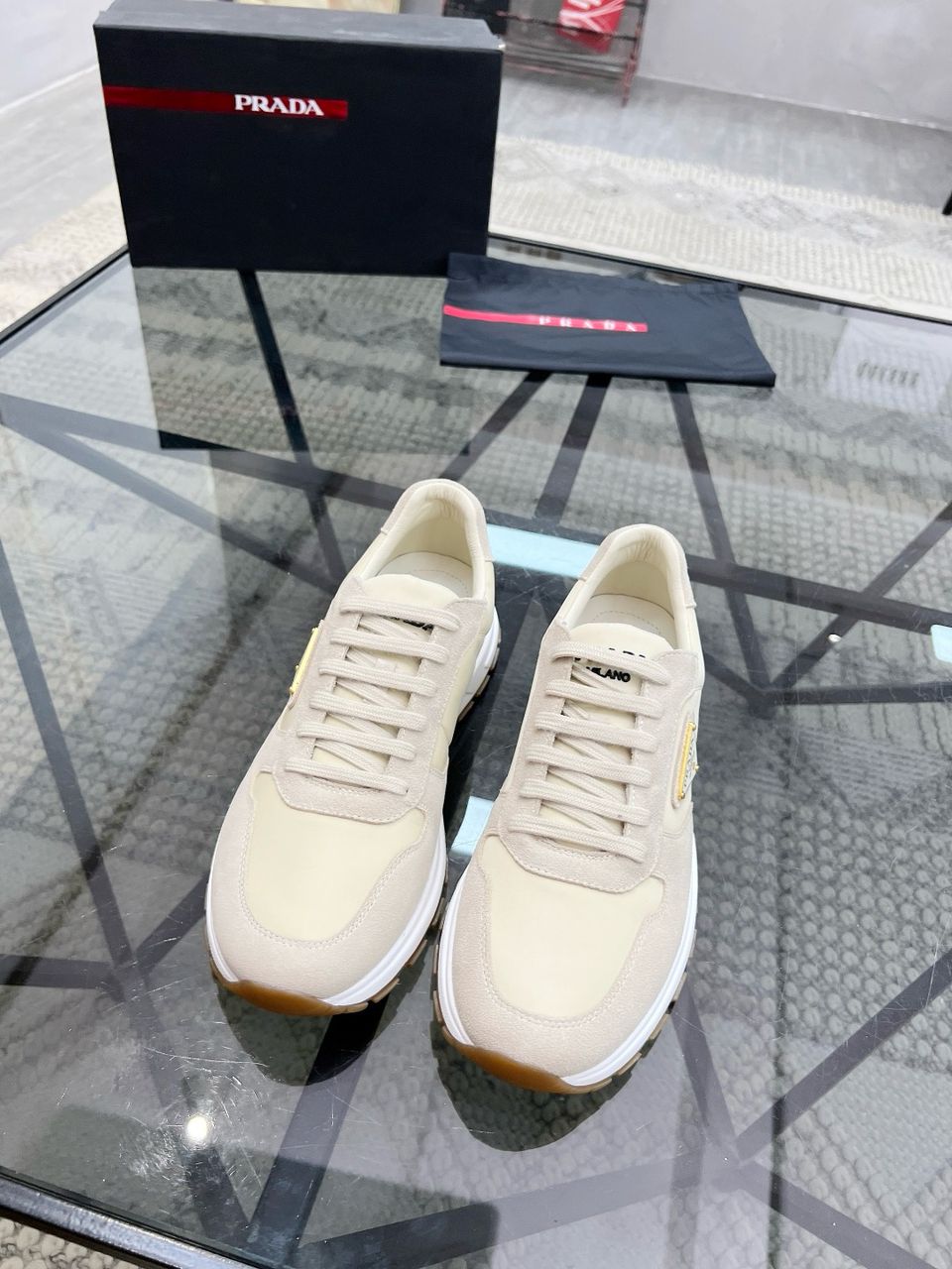 Tênis Nylon Branco Solado Espesso