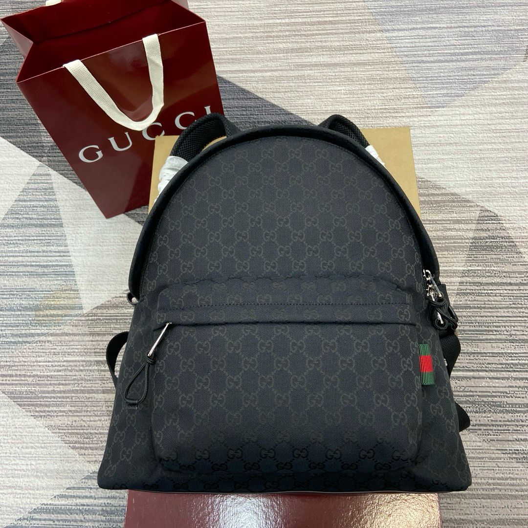 Mochila Média Couro Padrão Letras Entrelaçadas Marrom
