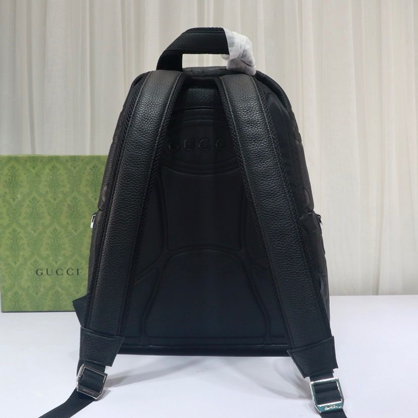 Mochila Média Couro Padrão Letras Entrelaçadas
