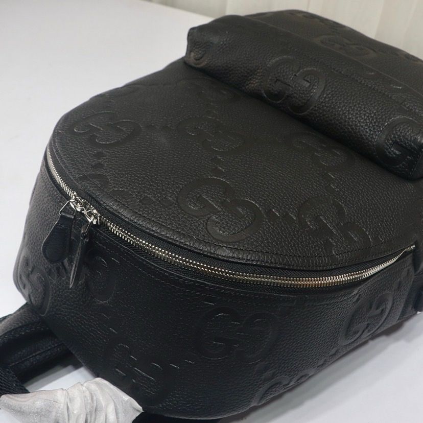 Mochila Média Couro Padrão Letras Entrelaçadas