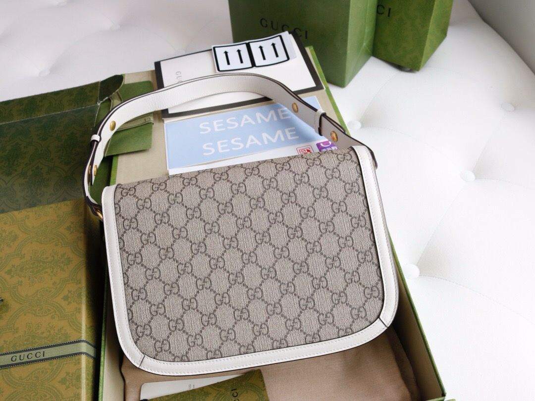 Bolsa Satchel Canvas Padrão Monograma Geométrico Marrom Fecho Ferradura