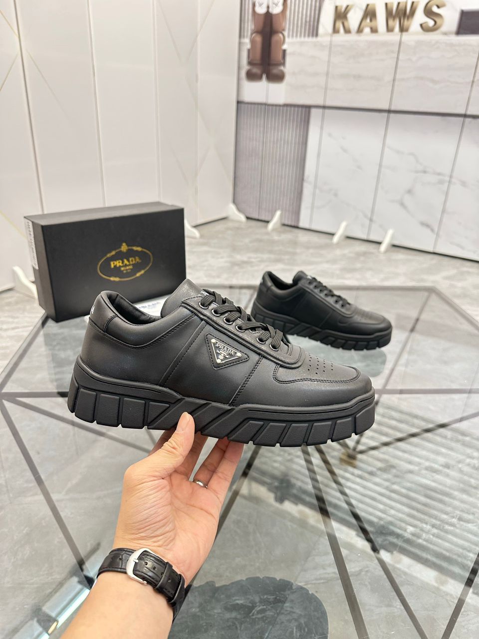 Tênis Couro Preto Cano Baixo