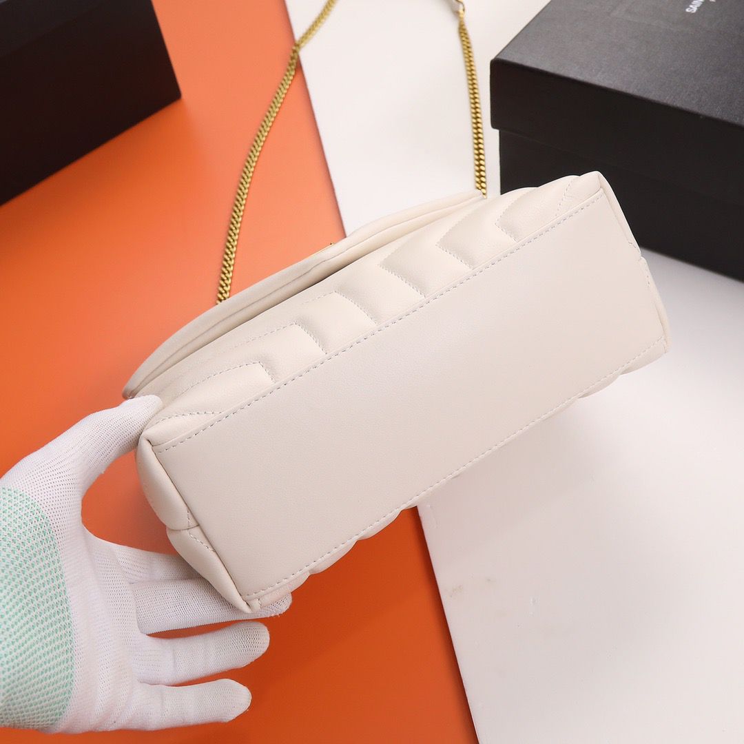 Bolsa Satchel Couro Branco Corrente Dourada