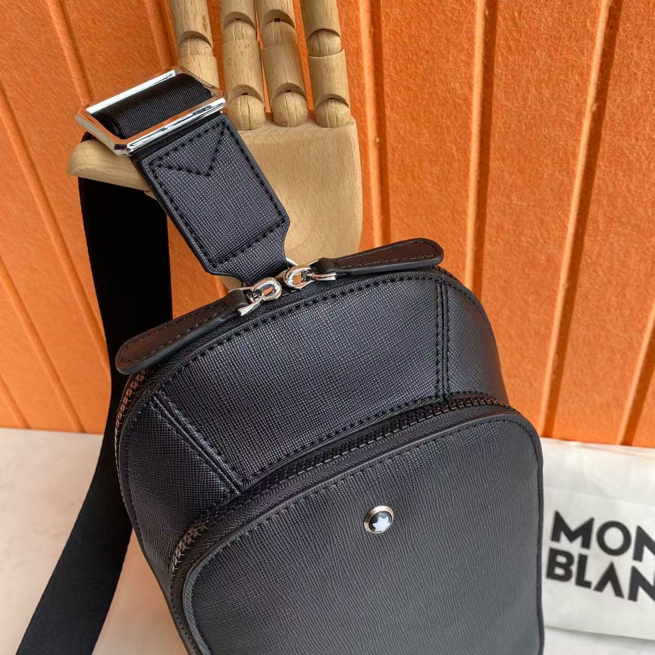 Mochila Couro Preta Estruturada