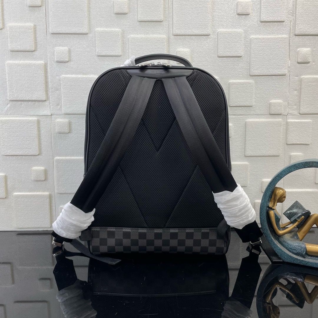 Mochila Padrão Xadrez Cinza Grafite
