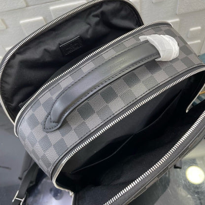 Mochila Padrão Xadrez Cinza Grafite