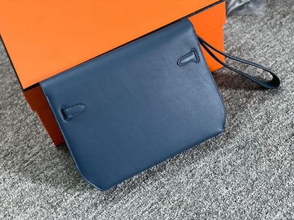 Bolsa Satchel Couro Azul Alça Superior Estruturada 25cm