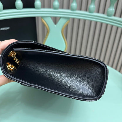 Bolsa Envelope Couro Preto