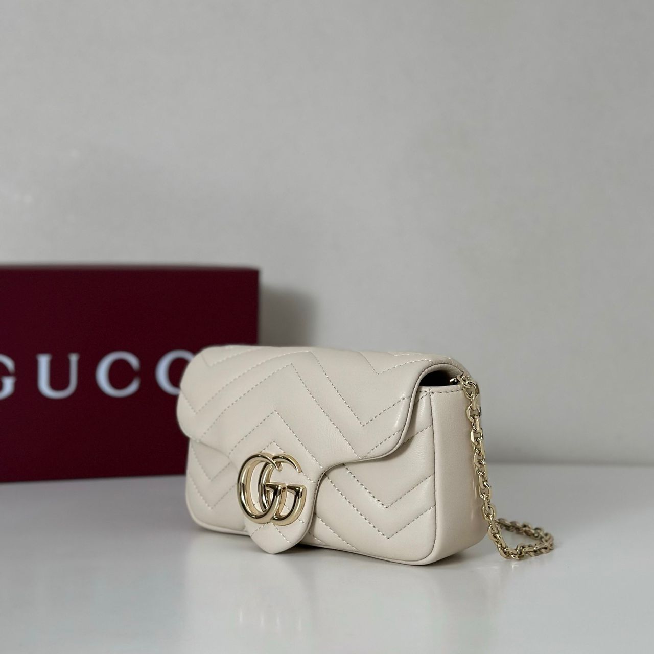 Bolsa Mini Couro Branco Letras Entrelaçadas