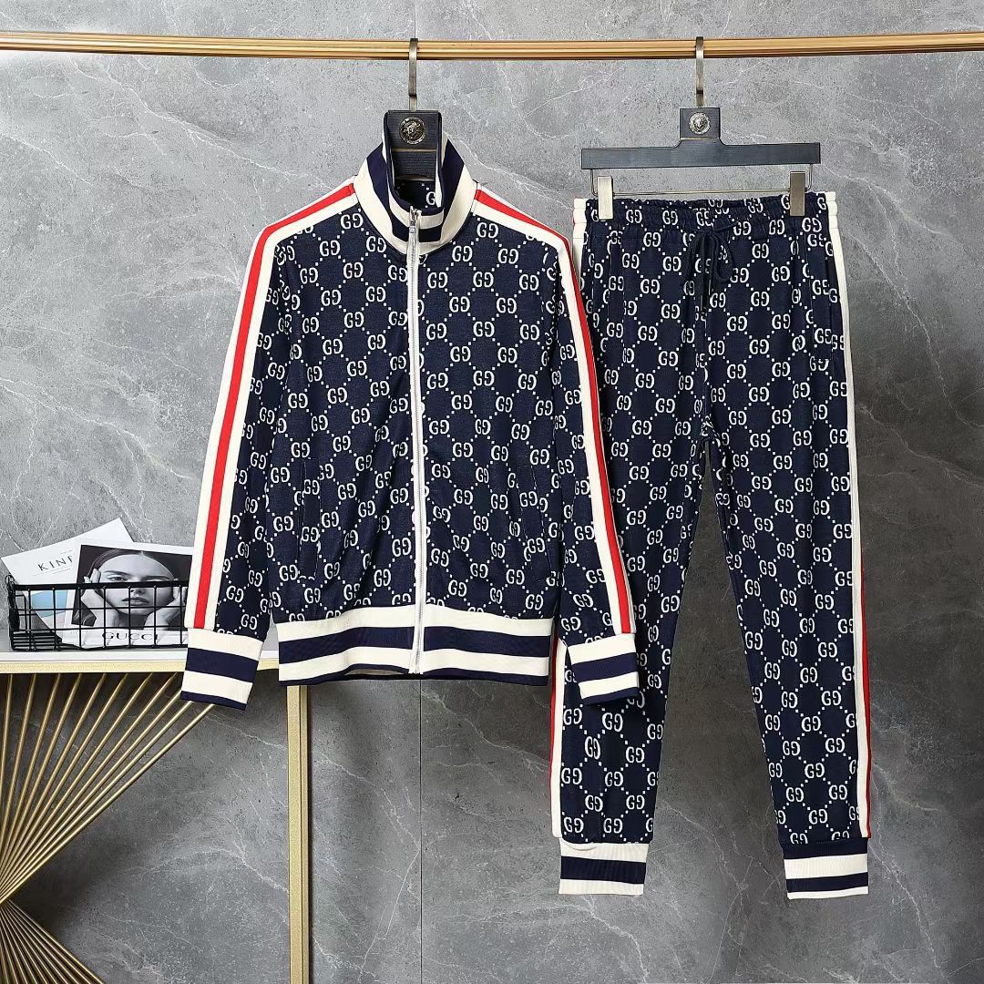Moletom Jacquard Padrão Monograma Geométrico