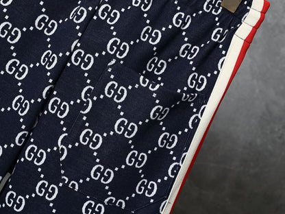 Moletom Jacquard Padrão Monograma Geométrico