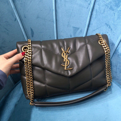 Bolsa Acolchoada Couro Preto Estruturada