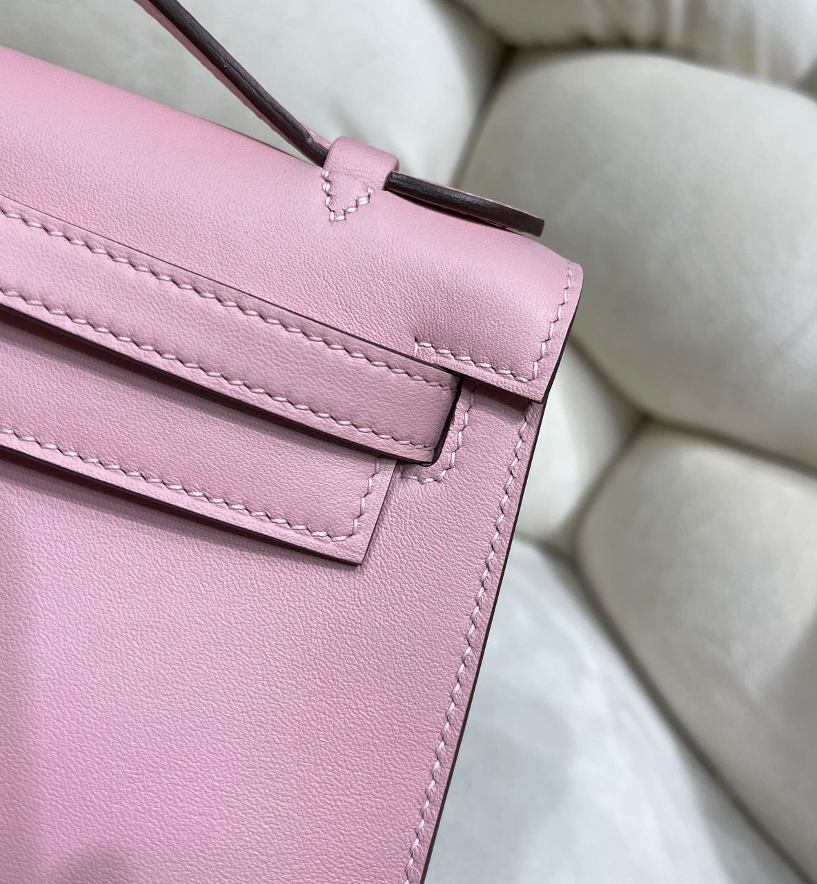 Bolsa Pequena Couro Estruturada com Alça