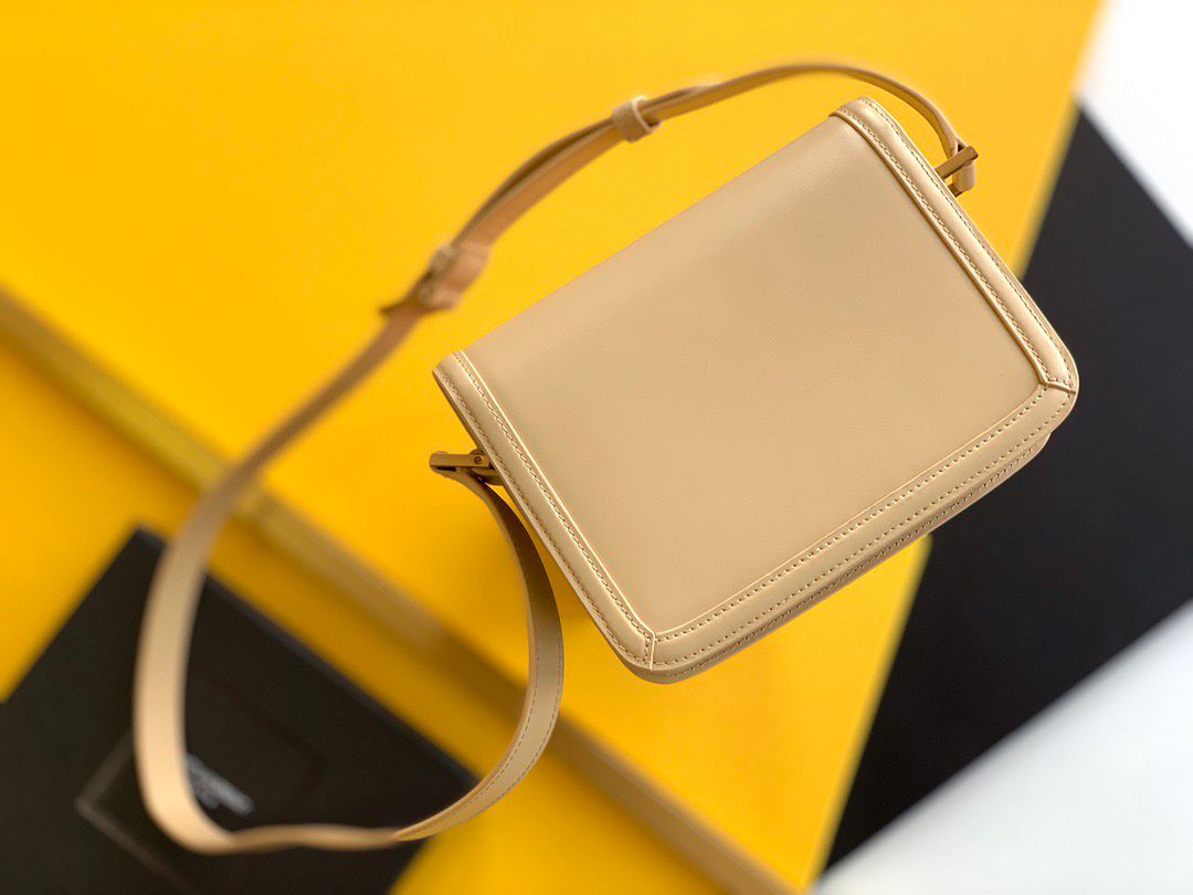 Bolsa Satchel Couro Bege Alça Ajustável
