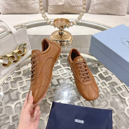 Tênis Caramelo Modelo Retrô Esportivo