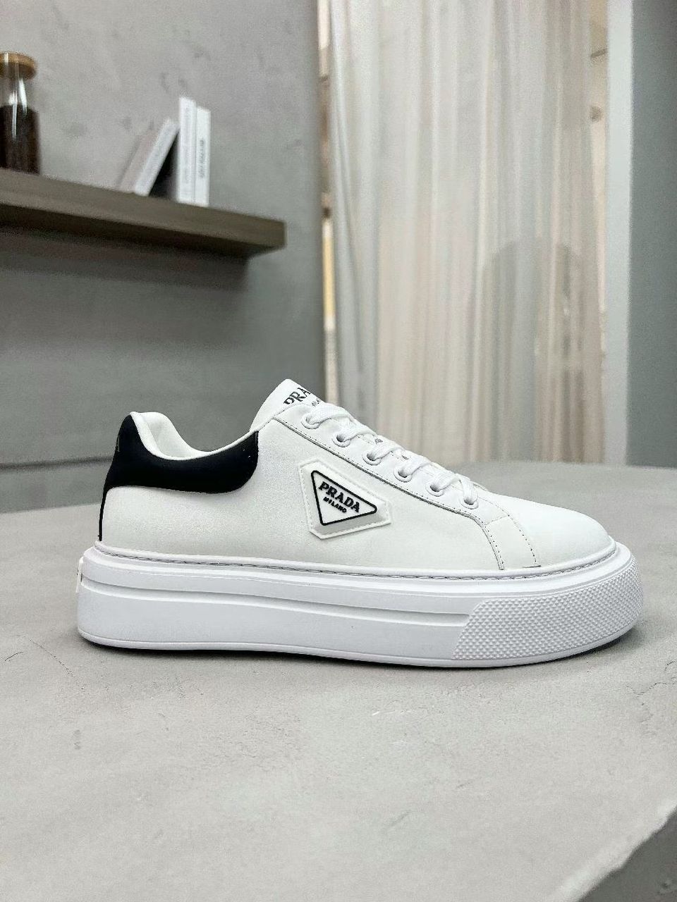 Tênis Couro Branco Preto