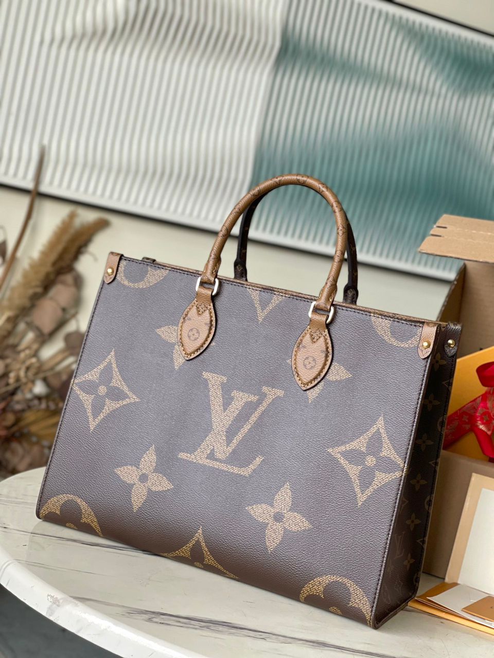 Bolsa Tote Couro Padrão Monograma Geométrico
