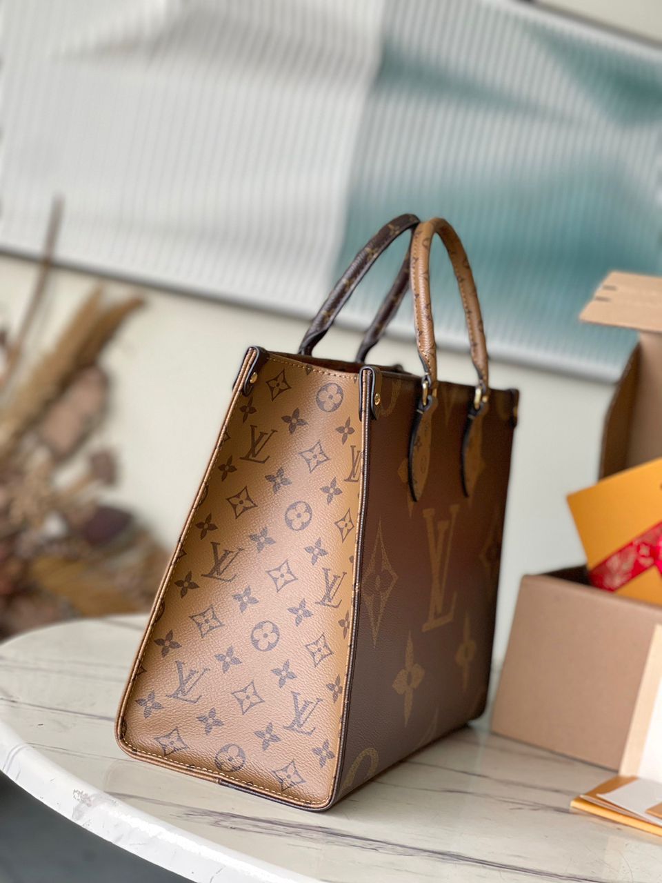 Bolsa Tote Couro Padrão Monograma Geométrico