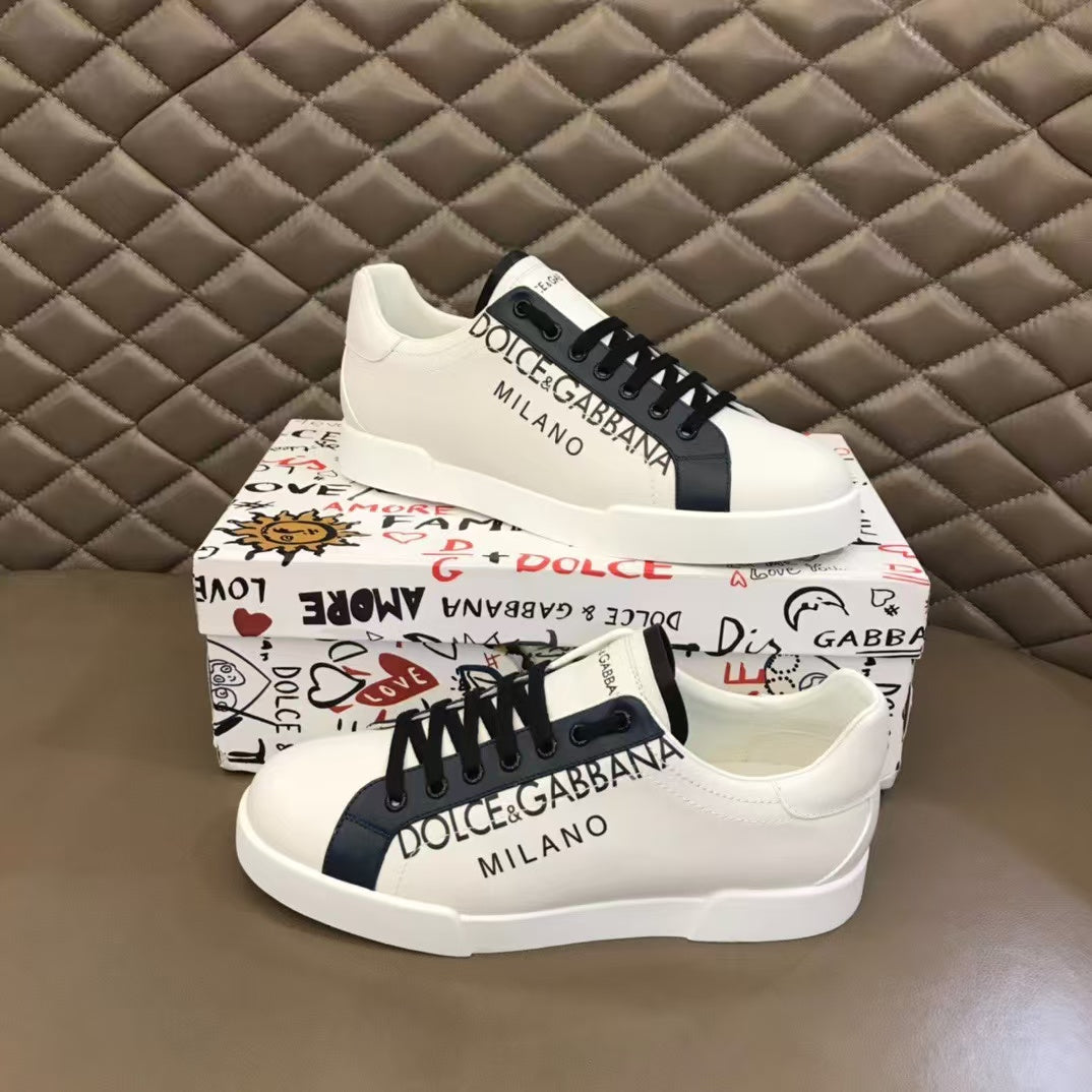 Tênis Couro Branco Casual Detalhes Contrastantes