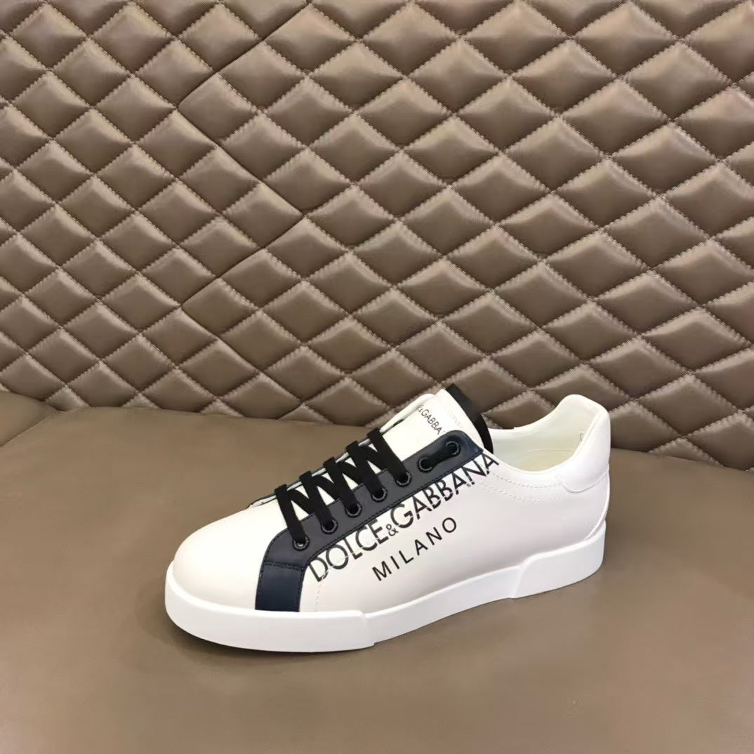 Tênis Couro Branco Casual Detalhes Contrastantes