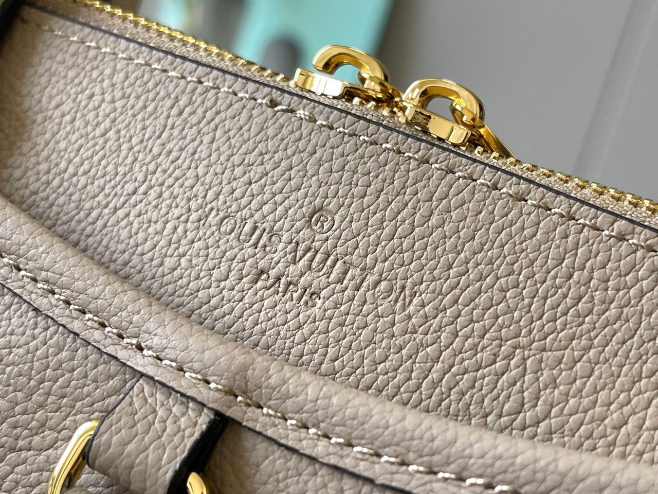 Bolsa Estruturada Couro Bege Tamanho Médio