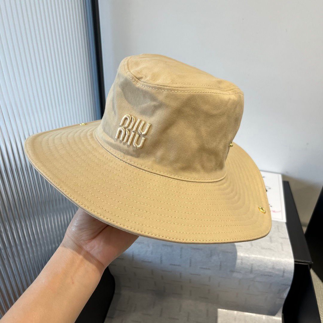 Boné Algodão Liso Ajustável