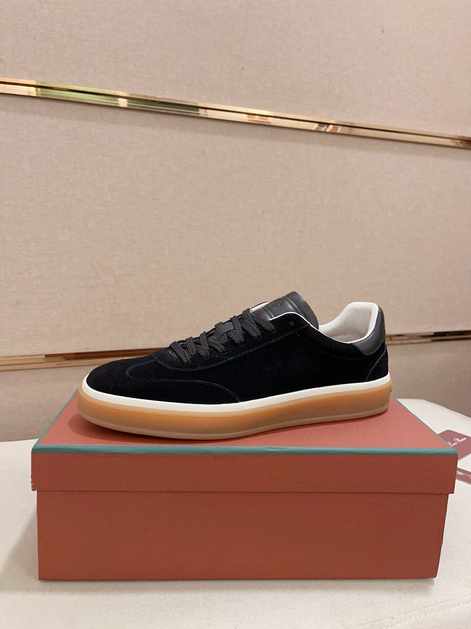 Tênis Couro Preto Casual Elegante