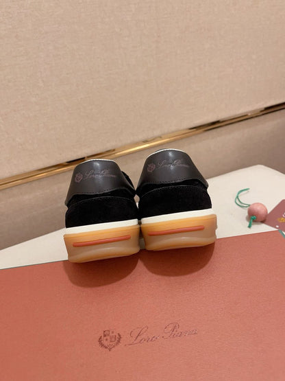 Tênis Couro Preto Casual Elegante