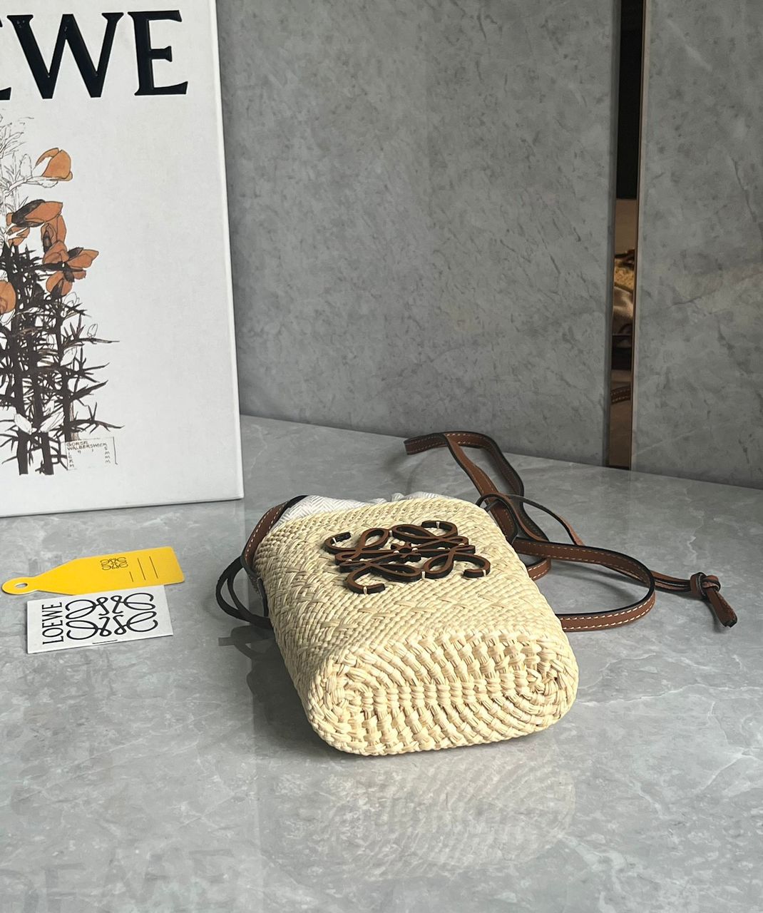 Bolsa Quadrada Palha Natural Couro Detalhes Estruturado