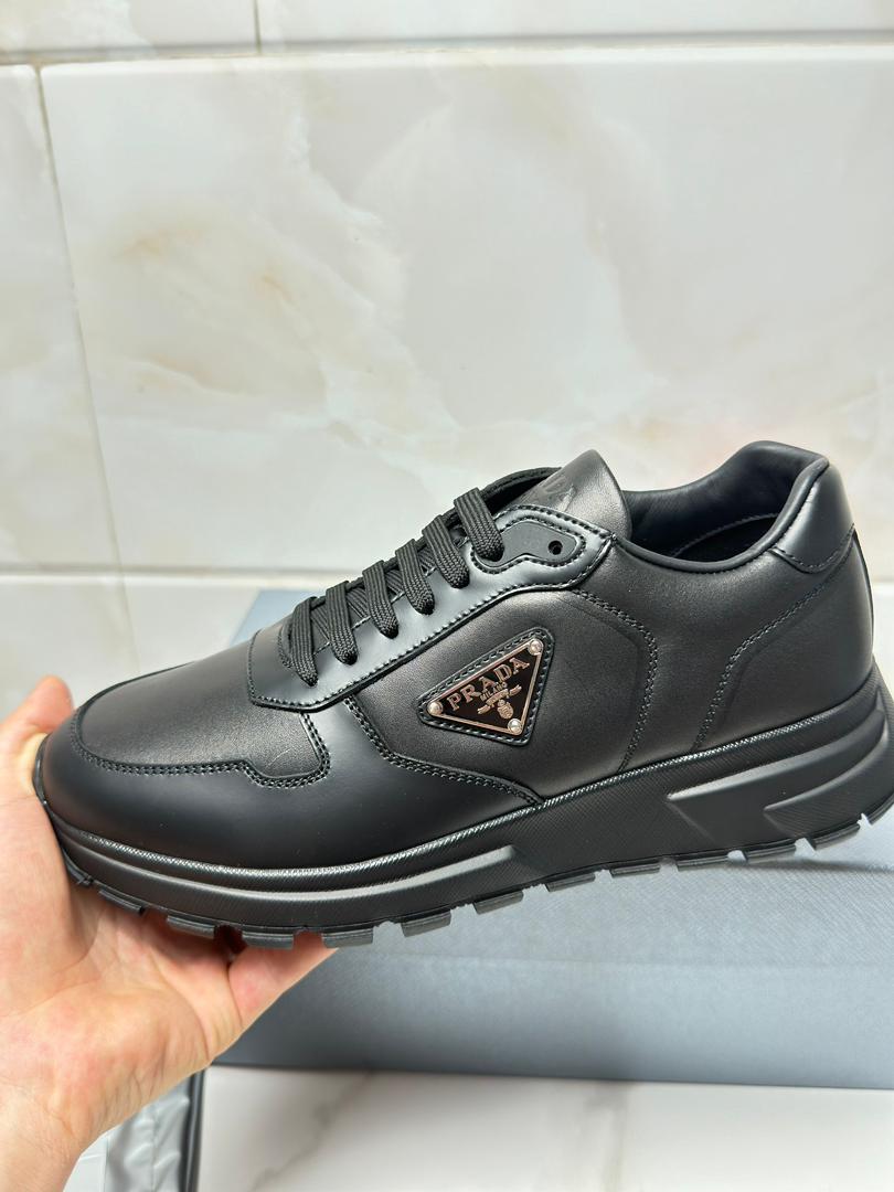 Tênis Couro Preto Cano Baixo Casual