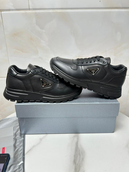 Tênis Couro Preto Cano Baixo Casual