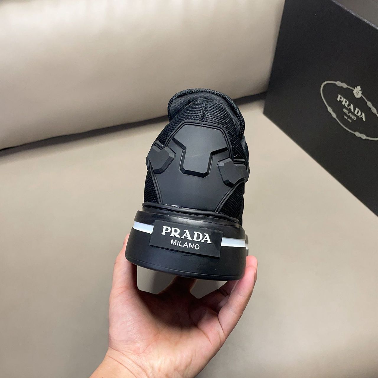 Tênis Runner Neoprene Preto Solado Robusto