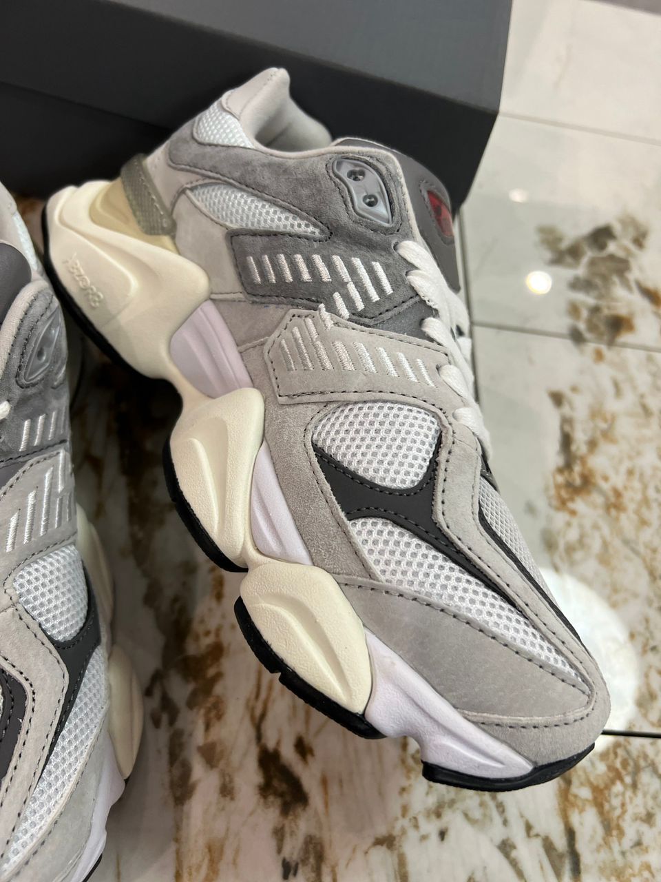 Tênis Runner Malha Cinza
