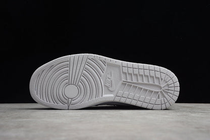 Tênis Cano Baixo Couro Branco Detalhe Camuflado