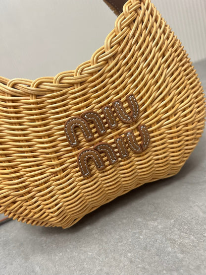 Bolsa de Ombro Palha Natural Texturizada