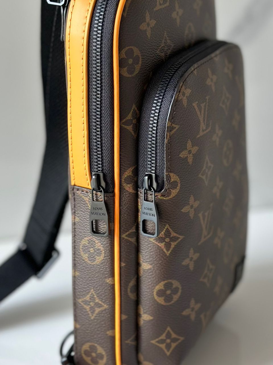 Bolsa Transversal Couro Estruturada