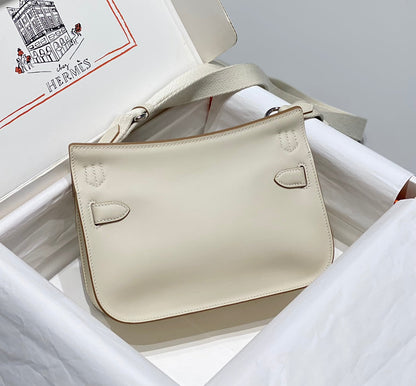 Bolsa Couro Estruturada Mini Alça Ajustável