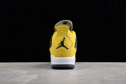 Tênis Cano Alto Basquete Preto Detalhes Amarelo Raio