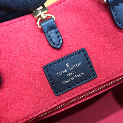 Bolsa Tote Couro Preto Padrão Monograma Geométrico
