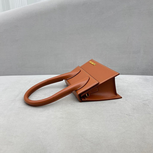 Bolsa Jacquemus Le Chiquito Marrom