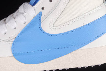 Tênis Cano Médio Couro Branco Detalhe Azul