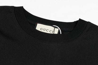Camiseta Algodão Letras Entrelaçadas