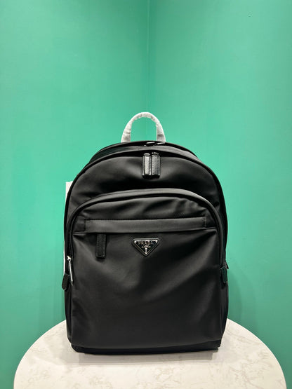 Mochila Couro Estruturado Preto