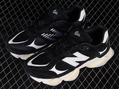 Tênis Runner Malha Preto Detalhe Branco
