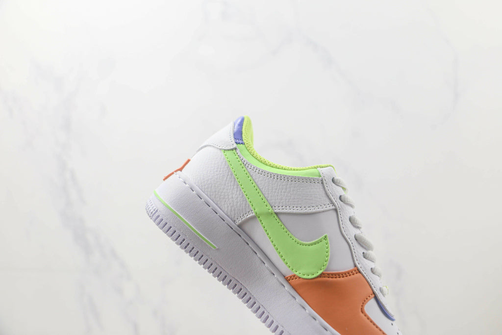 Tênis Cano Alto Couro Branco Estampa Floral