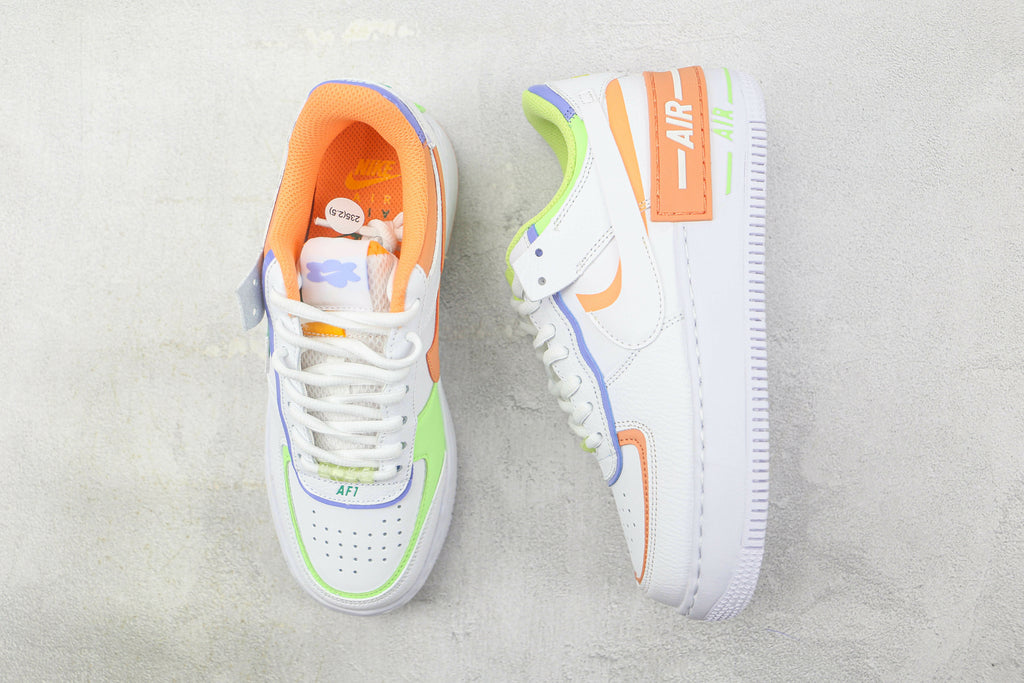 Tênis Cano Alto Couro Branco Estampa Floral