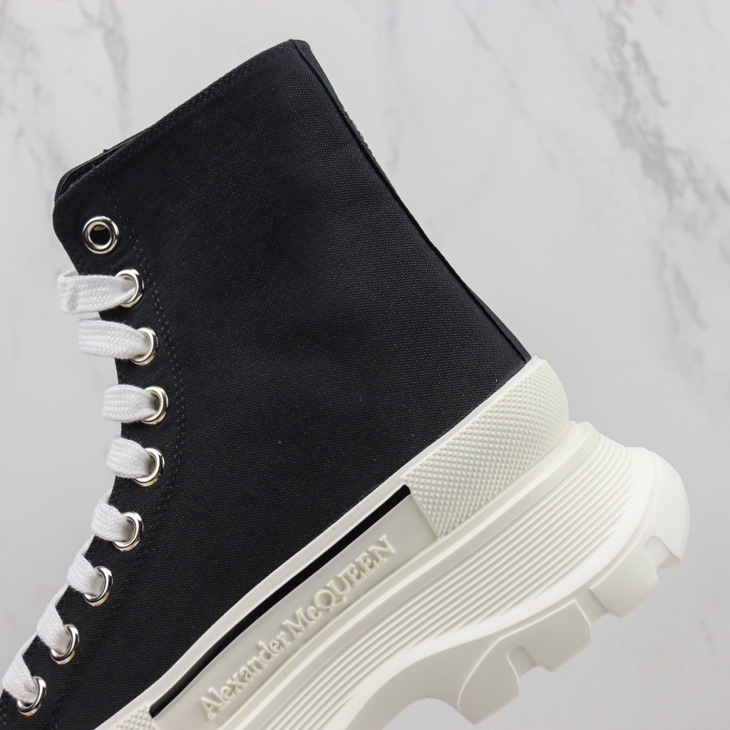 Bota Cano Alto Canvas Preto Solado Tracionado